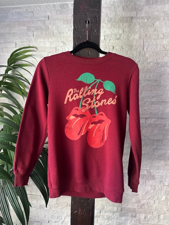 the Rolling Stones Tops - The Rolling Stones Burgundy Sweatshirt with Red Cherry Mouth Graphic Size XS
